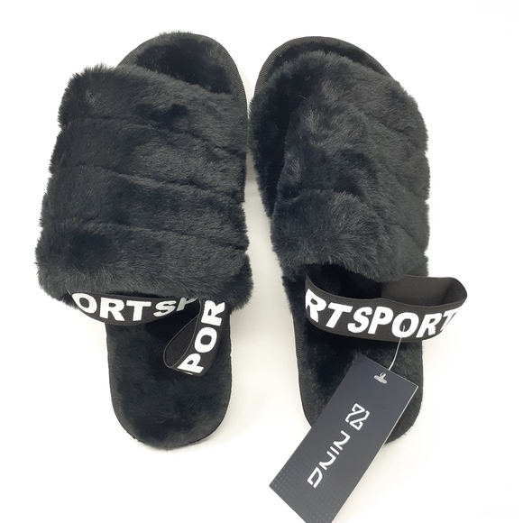 NING CHUANG Fuzzy Slippers - Picture 6 of 7